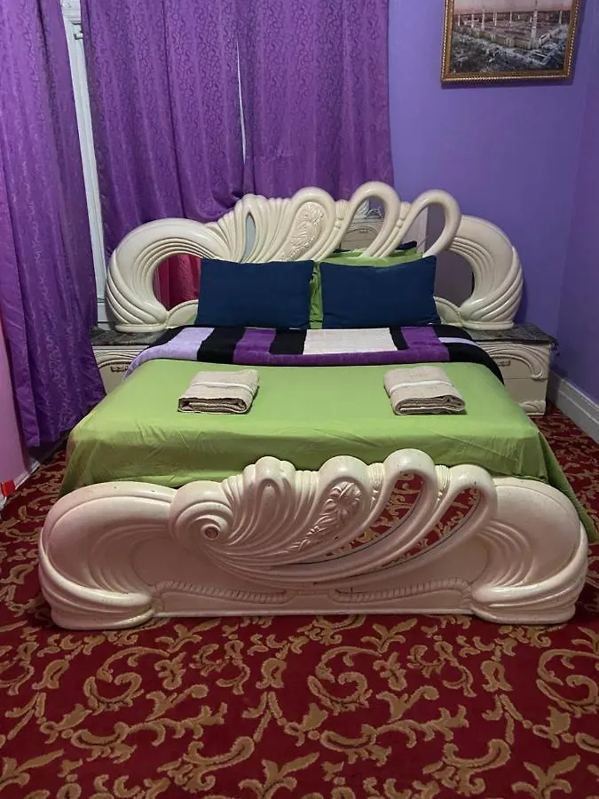 Guest house A Lavish Room In Queens New York United States
