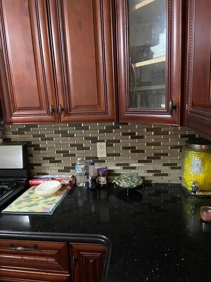 A Lavish Room In Queens New York 0*,